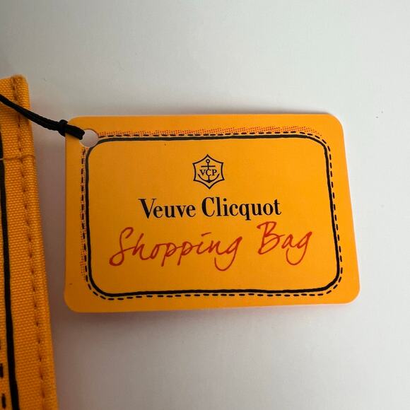NWT Veuve Clicquot To Go Insulated Champagne Coller Bottle Bag - Picture 5 of 11